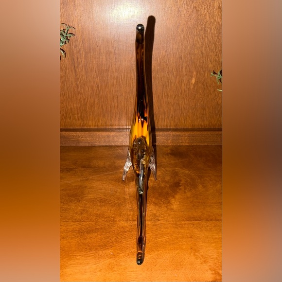MURANO Artistic Glass Fish Sculpture in Amber and Black. 4’ X 5’. - Picture 4 of 14